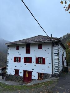 Bangunan di mana terletaknya vila ini +1 gambar