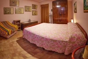 Ένα ή περισσότερα κρεβάτια σε δωμάτιο στο Villa Regno