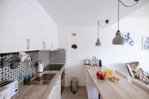 Fotografie z fotogalerie ubytování Like-Home - Studio-Sea view, beach v destinaci Paço de Arcos + 13 fotografií