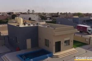 Al ‘Abdalīyah的住宿－Luxury Private Villa，从建筑物屋顶上可欣赏到风景