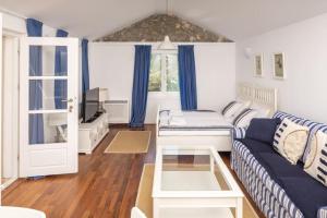 Χώρος καθιστικού στο Villa Grace Breathtaking Views of the Adriatic