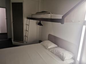 Postel nebo postele na pokoji v ubytování SUN1 Vereeniging