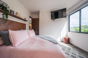 Foto dalla galleria di La Fábrica #5 Saint Gobain a Valle de Bravo