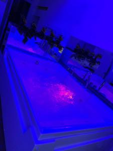 Πισίνα στο ή κοντά στο Casa Vacanze Il Belvedere Sui Sassi Suite