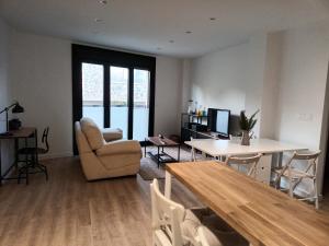 Μια τηλεόραση ή/και κέντρο ψυχαγωγίας στο Apartamento Playa del Con