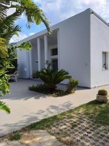 Budova, kde se vila nachází