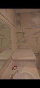 Ванная комната в Pyramids Queen Hotel