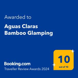 Aguas Claras Bamboo Ecolodge tesisinde sergilenen bir sertifika, ödül, işaret veya başka bir belge