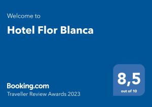 Un certificat, premiu, logo sau alt document afișat la Hotel Flor Blanca