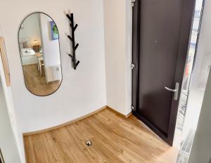 Ảnh trong thư viện ảnh của Stylisches Studio mit privatem Stellplatz wenige Minuten von der Innenstadt & Mosel ở Koblenz