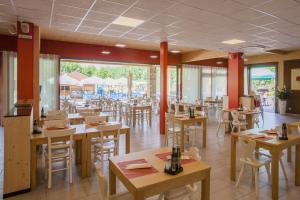 Restaurace v ubytování Baia Holiday Gasparina