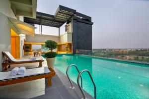 Πισίνα στο ή κοντά στο Sarovar Portico Sonipat