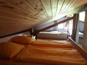 Postel nebo postele na pokoji v ubytování Ferienhaus Axmann