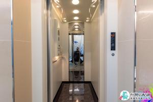 Imagem da galeria de Baby Dolphin em Hengchun South Gate