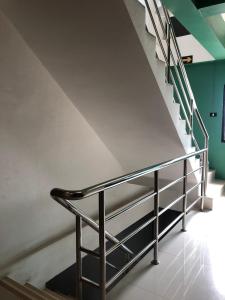 Yimwhan Hostel & Cafe Ayutthaya客房内的一张或多张双层床