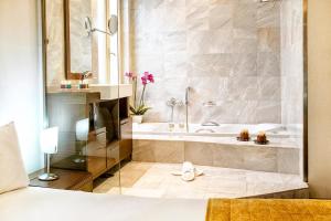 Koupelna v ubytování Arni Hotel Domotel