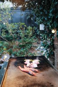 Zahrada ubytování 伊豆高原 温泉付別荘 ISANA Mountain Villa - BBQ, Pizza Oven & Hotsprings
