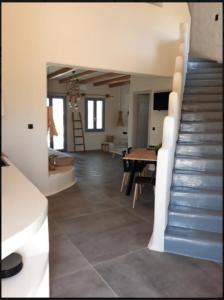 Afbeelding uit fotogalerij van Naxos Plaka villas with private pool in Plaka