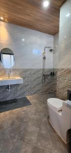 Koupelna v ubytování Khu nghỉ dưỡng Tommy Hồ Tràm
