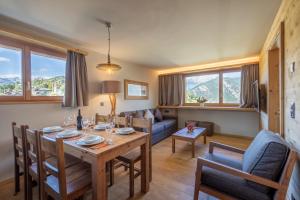 Istumisnurk majutusasutuses SWISSPEAK Resorts Vercorin