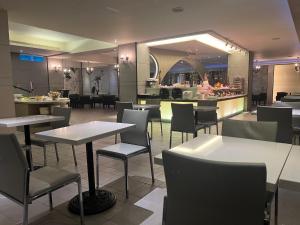 Restoran atau tempat lain untuk makan di 台北馥華商旅 松江館