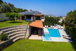 Bazén v ubytování 3 Roses Residence nebo v jeho okolí