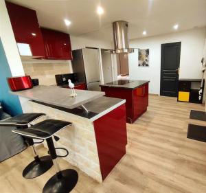 Dapur atau dapur kecil di Maison l'Escale du port +14 gambar