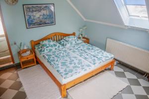 Posteľ alebo postele v izbe v ubytovaní Katica Apartman
