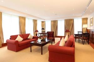 Posezení v ubytování ATLANTIC Hotel Wilhelmshaven