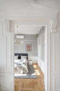 3 BR Classical Apartment With a Modern Touch 2unit 1081 Budapest, 59 Rákóczi út kép - 2