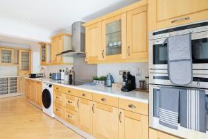 Dapur atau dapur kecil di The Castleman