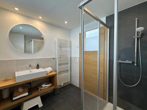 Ένα μπάνιο στο Ribisel Apartments für Familien - Alpentherme inklusive! +62 φωτογραφίες