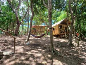 Zahrada ubytování RECANTO DO SENTIR, conexão com a natureza e muita paz.