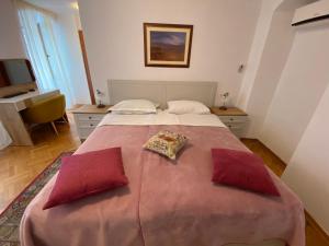 Postel nebo postele na pokoji v ubytování Rooms Base