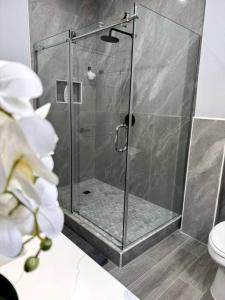 Kamar mandi di Ridge View