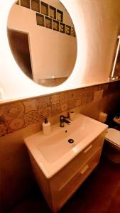 Ένα μπάνιο στο Dimore Demetra +19 φωτογραφίες