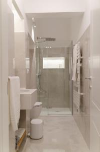 Ένα μπάνιο στο "San Lorenzo Luxury Apartment" - Jacuzzi & Historic Center