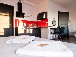 Kuchyň nebo kuchyňský kout v ubytování Orange Tree Hotel