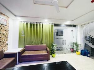 Gallery image of Hotel The Golden Taj By The Golden Taj group & Hotels in Agra +30 photos