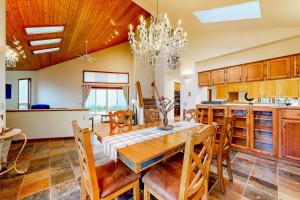 Dining area in the holiday home