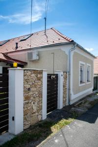 SáBa Vendégház 8300 Tapolca, 6 Akácfa utca kép - 2