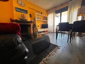 Kuchyň nebo kuchyňský kout v ubytování Apartamentos Playa