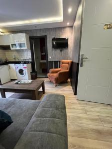 Kuchyň nebo kuchyňský kout v ubytování Dolce Vita Suite Hotel