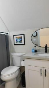 Kylpyhuone majoituspaikassa Belle Pines Retreat