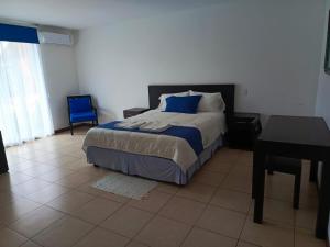 Postel nebo postele na pokoji v ubytování Hotel Yurak