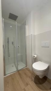 アルゲーロにあるR & Dのバスルーム(シャワー、トイレ付)