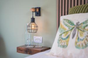 Voodi või voodid majutusasutuse The Links Suites toas