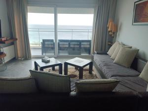 Photo de la galerie de l'établissement Appartement avec une superbe vue mer, à Sousse