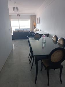 Photo de la galerie de l'établissement Appartement avec une superbe vue mer, à Sousse