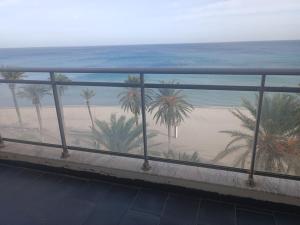 Photo de la galerie de l'établissement Appartement avec une superbe vue mer, à Sousse